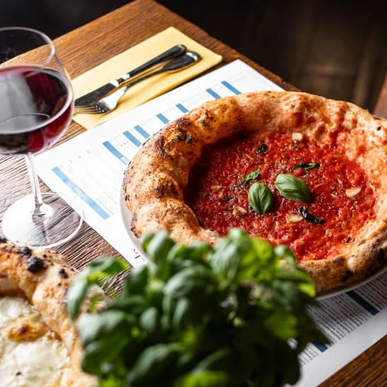 Pizza marinara