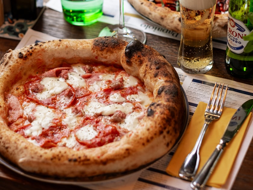 Pizza carnivora